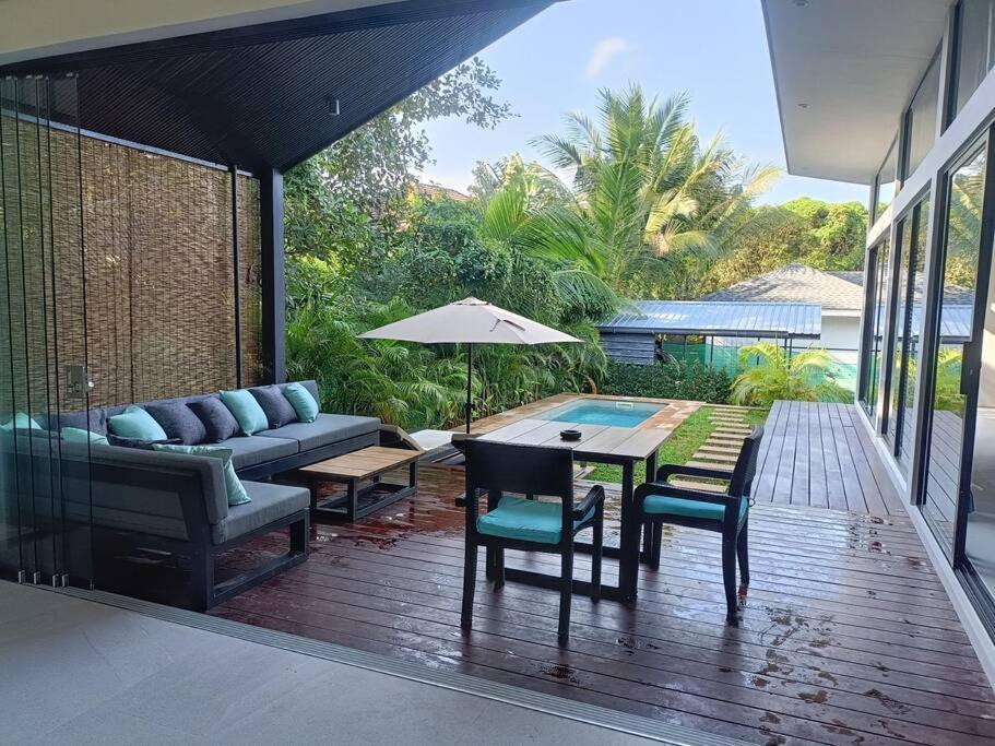 Villa Noon Hinkong Exteriör bild