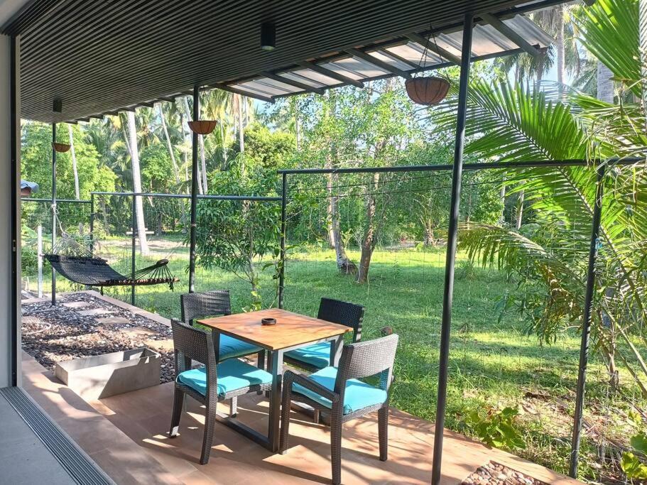 Villa Noon Hinkong Exteriör bild